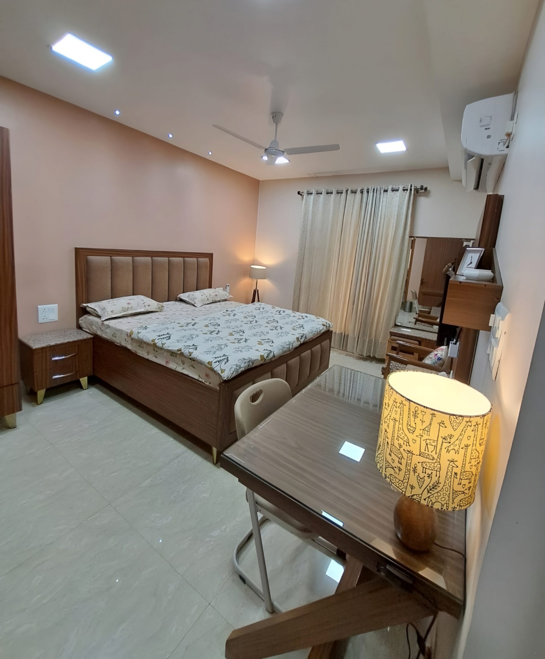 Picsart_25 08 29_09 43 37 369 scaled