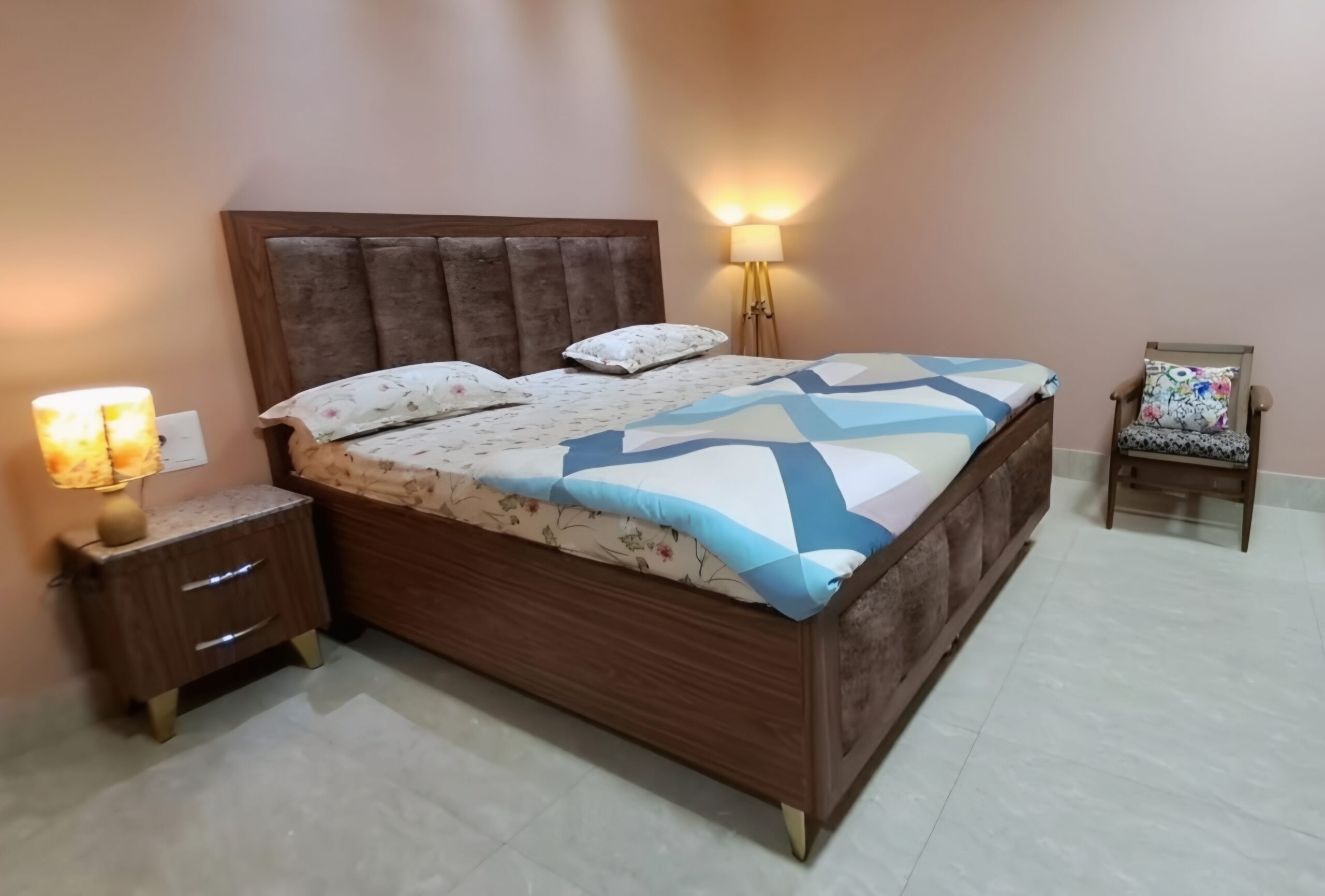 Picsart_25 08 29_09 44 37 550 scaled