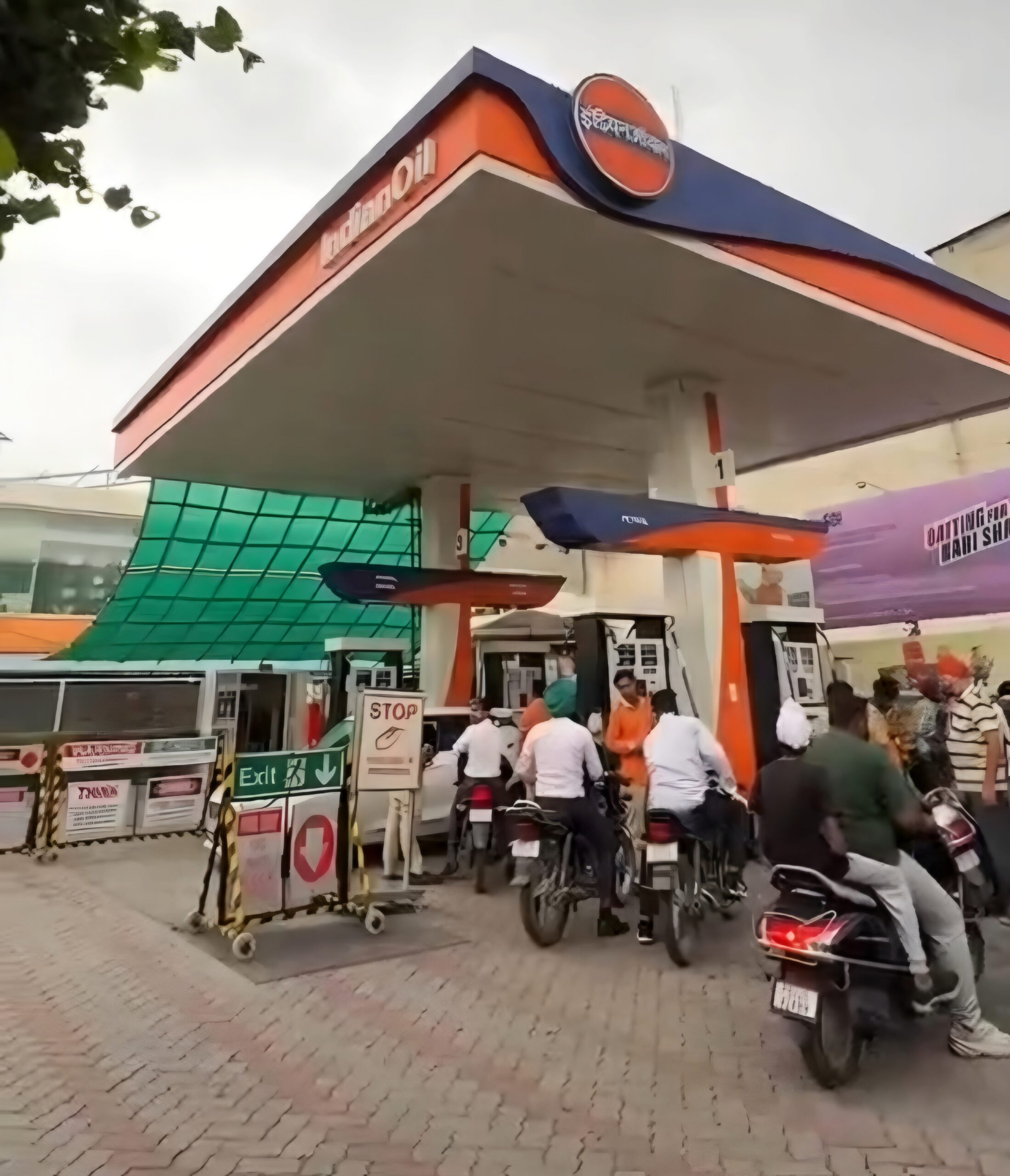 Picsart_25 11 22_11 58 19 993 scaled